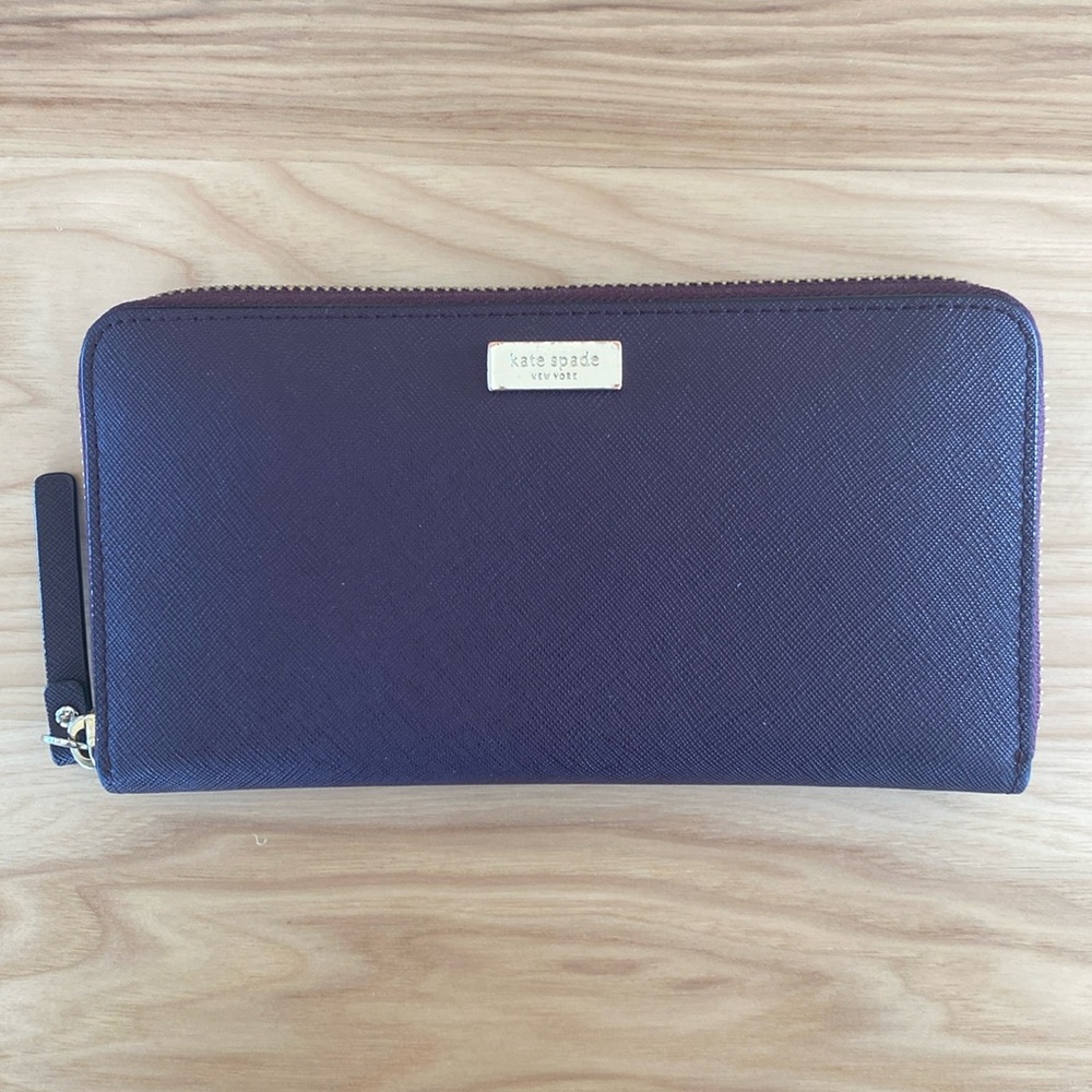Kate Spade burgundy full zip wallet